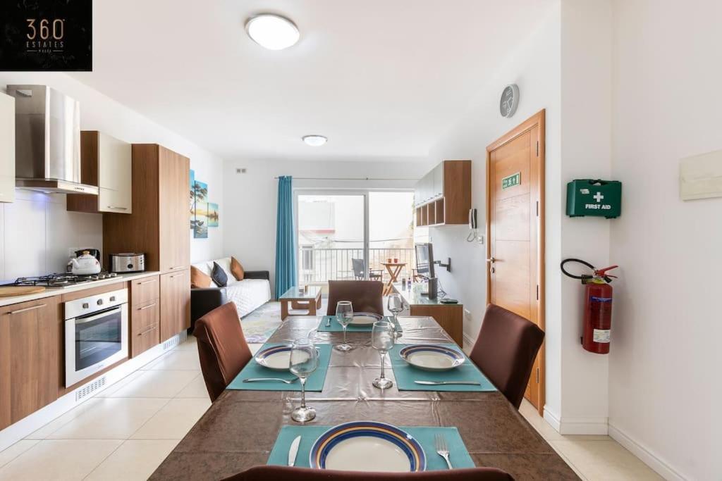 סיינט פול ביי Beautiful, Top Notch 1 Bedroom Apt Just Off The Coast By 360 Estates מראה חיצוני תמונה