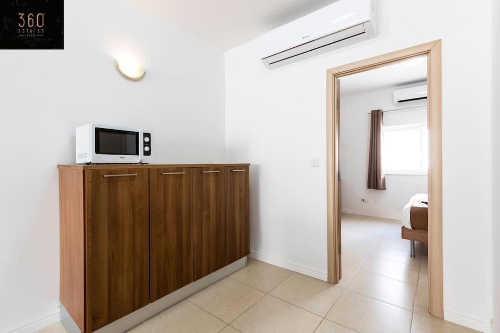 סיינט פול ביי Beautiful, Top Notch 1 Bedroom Apt Just Off The Coast By 360 Estates מראה חיצוני תמונה